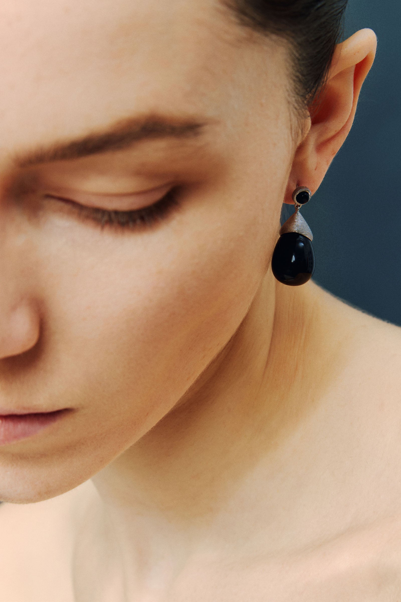Stardust Onyx Earring